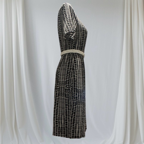 🆕Black and White Sheath Midi Dress - Picture 3 of 13